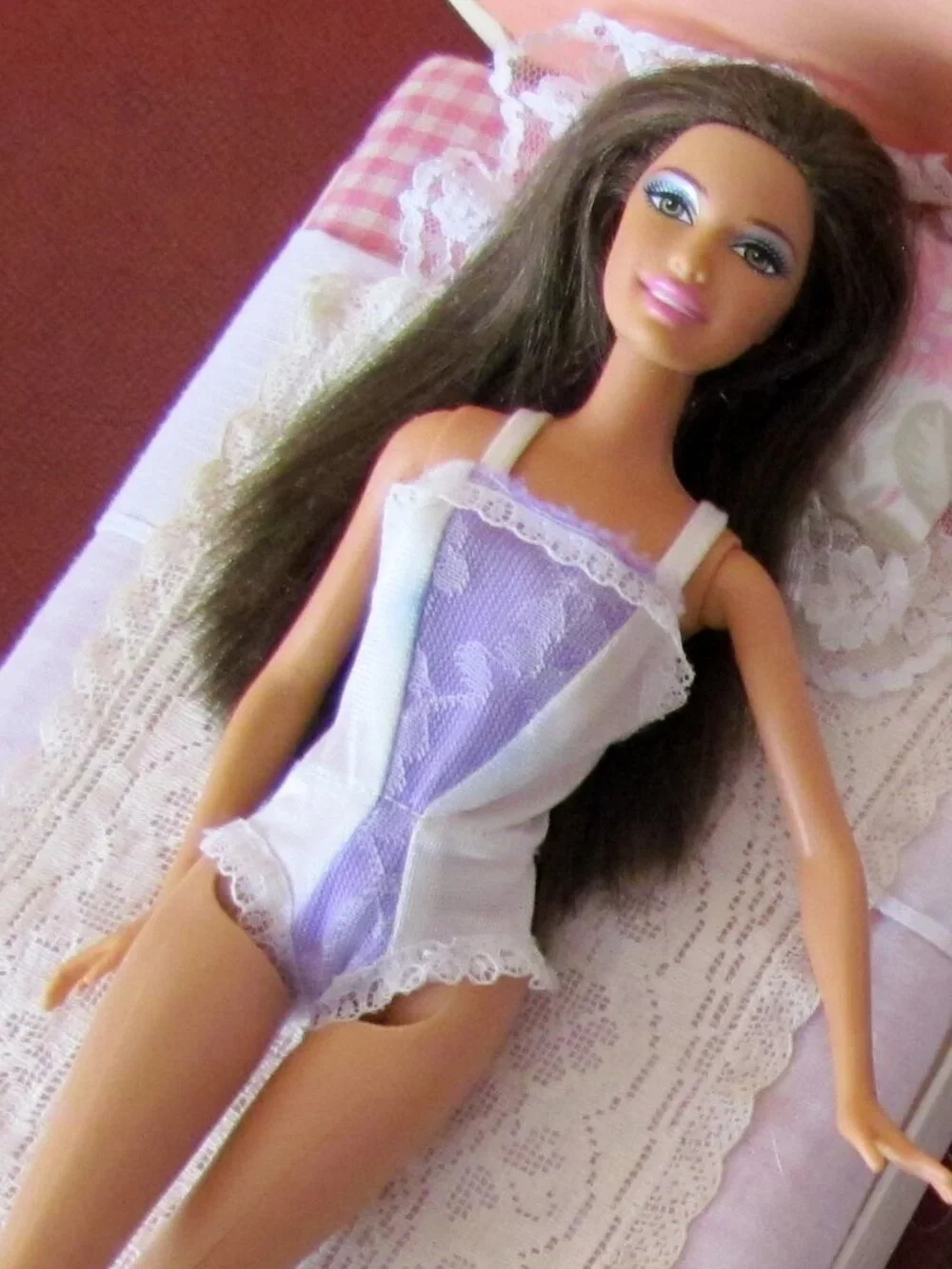 4 BARBIE DOLL LOT: SUPER LONG HAIR, ARTICULATED, BALLERINA, CLOTHES, SHOES